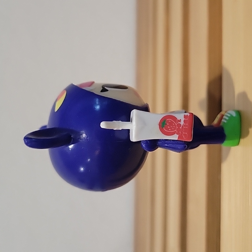 "Lil' Vampire" figure from the Tokidoki Little Terrors (NO BOX OR CARD) - Picture 4 of 7